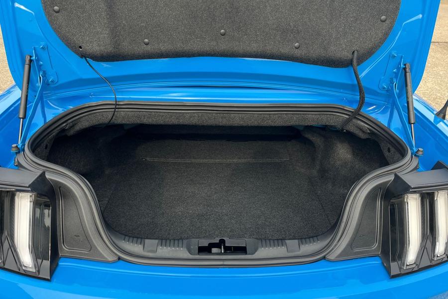 Ford Mustang Photo autoimg-a44ed576e5294a8b0d81dda7f4f7b90780f90ed8.jpg