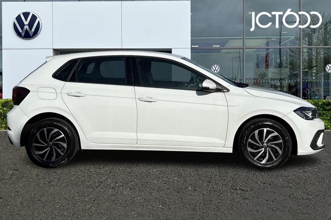 VOLKSWAGEN Polo Photo 4