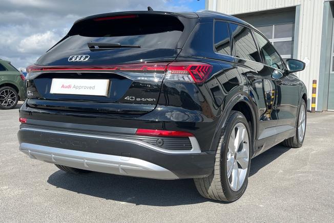 Audi Q4 e-tron Photo 28