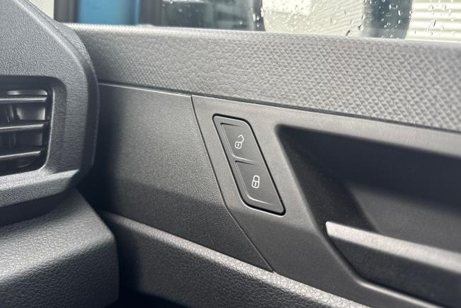 VOLKSWAGEN Caddy Photo 33