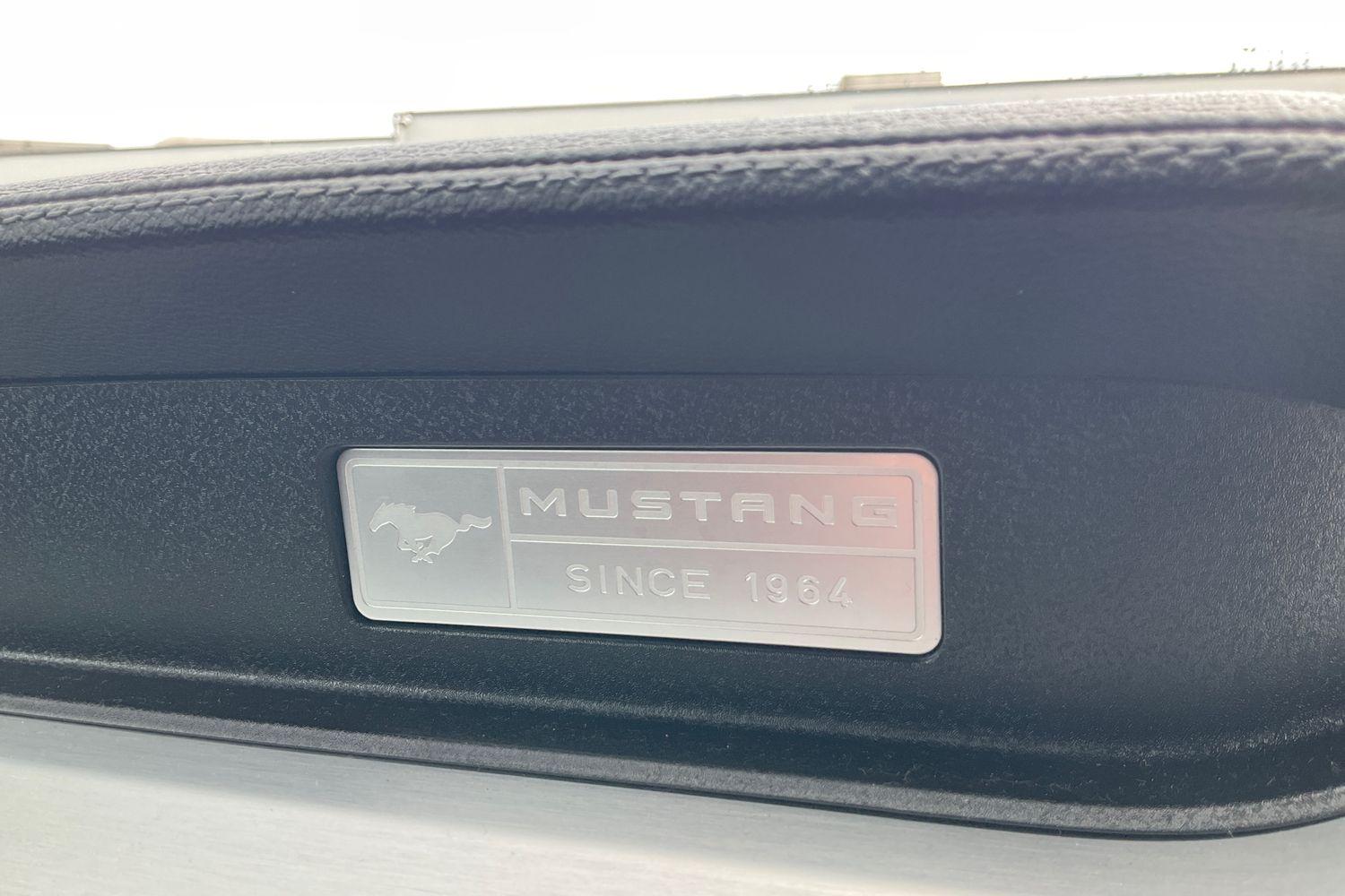 Ford MUSTANG Photo 36
