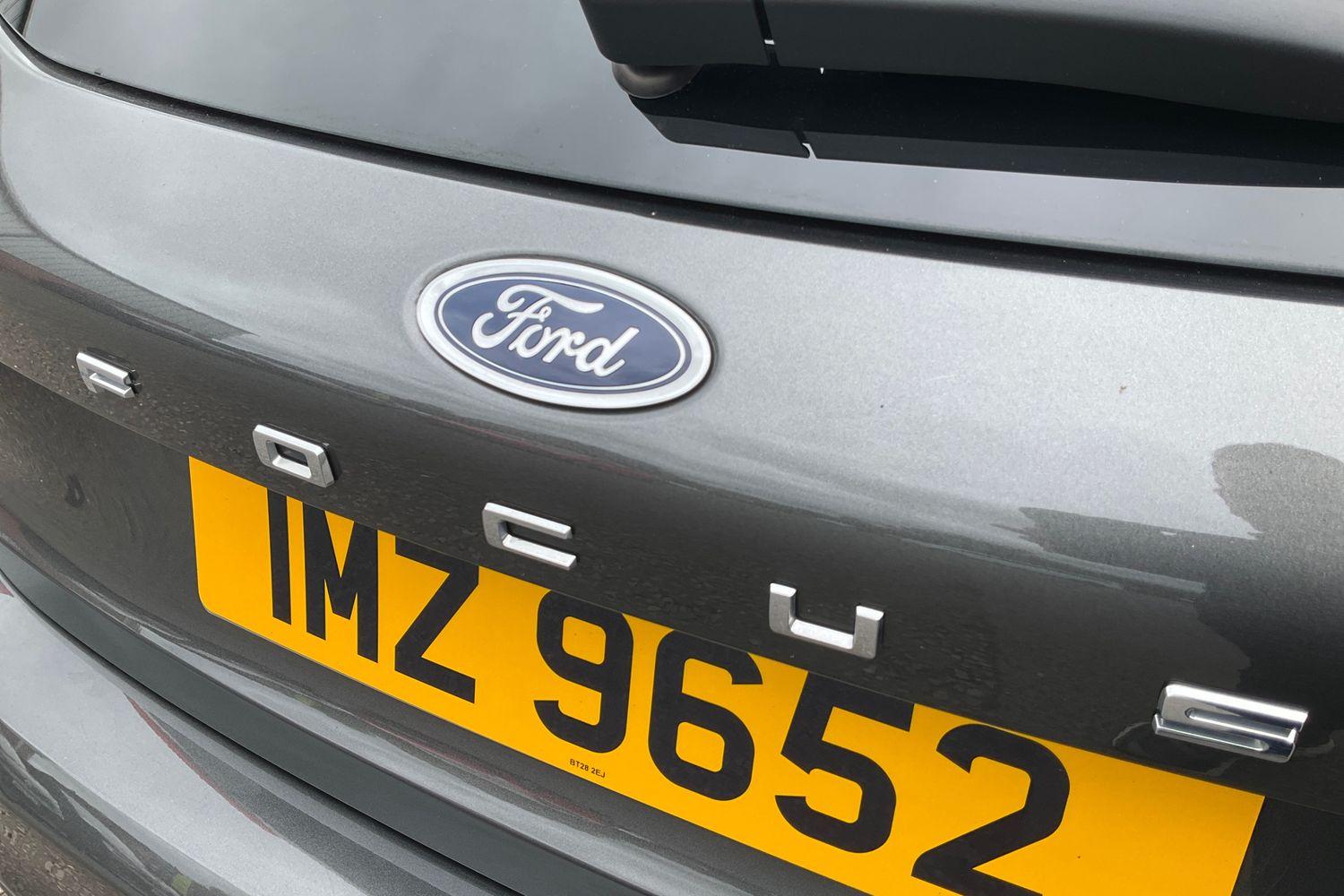 Ford Focus Photo 39