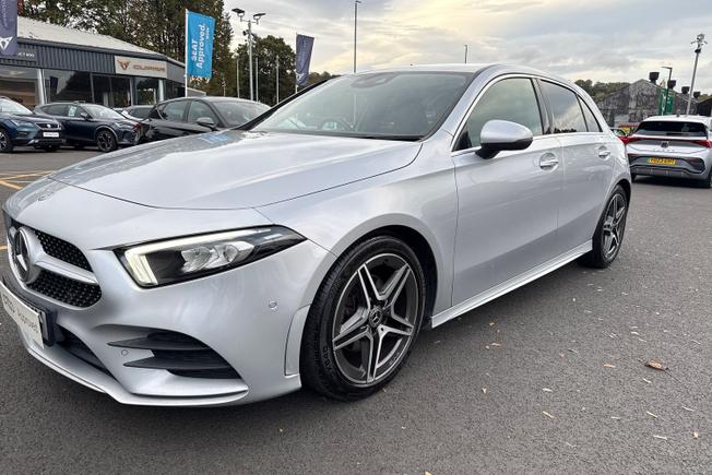 MERCEDES-BENZ A Class Photo 32