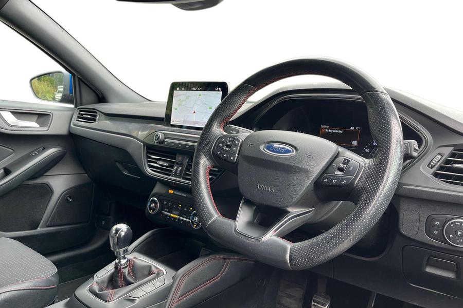 Ford Focus Photo autoimg-a45c805db39f2d3ed431bdfa7d6eea48ad294c1d.jpg