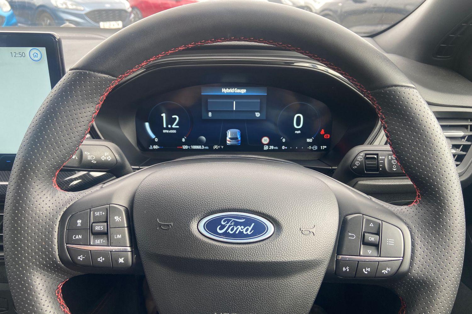 Ford FOCUS Photo 11