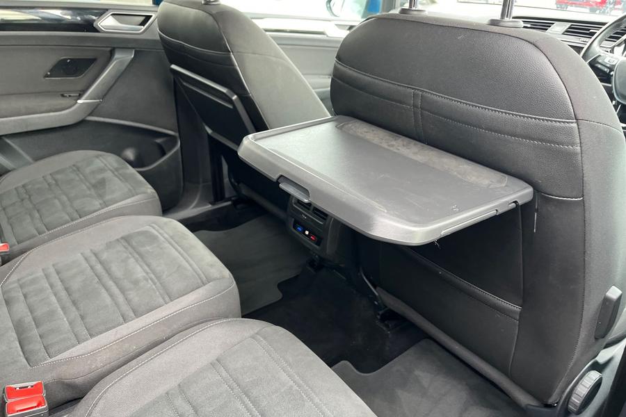 Volkswagen TOURAN Photo autoimg-a46b1ea602c3fc4c714528508e3b68ec52e70bae.jpg