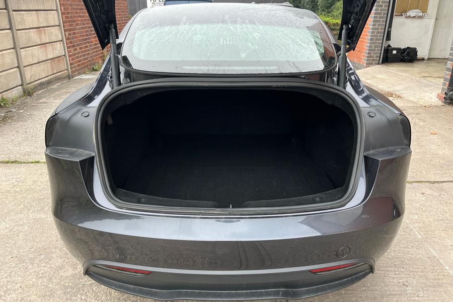 TESLA MODEL 3 Photo autoimg-a470bbd739982cdc904dba0edfe39f86511534a5.jpg