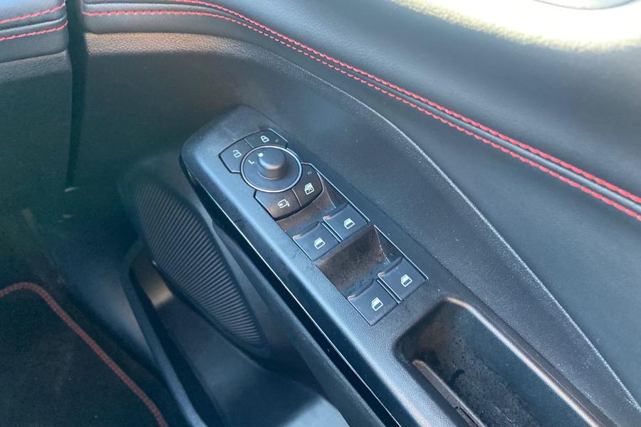 Ford PUMA Photo autoimg-a471f1dce6a2996c335070cdb9c734daa5512321.jpg