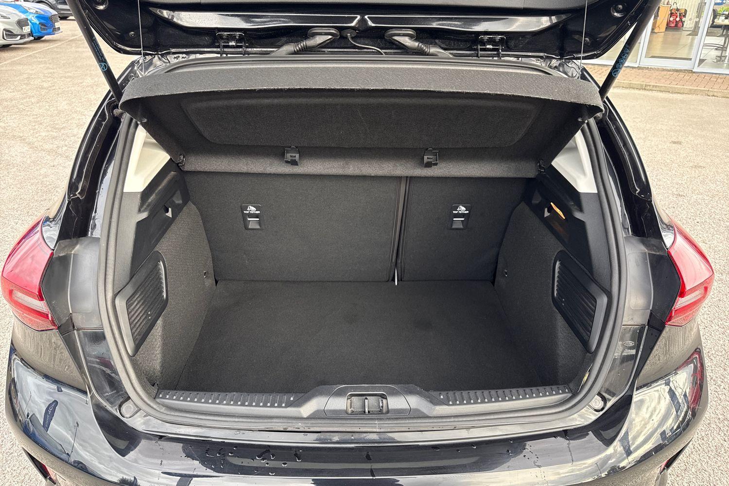Ford FOCUS Photo 20
