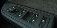 Volkswagen Golf Photo 16
