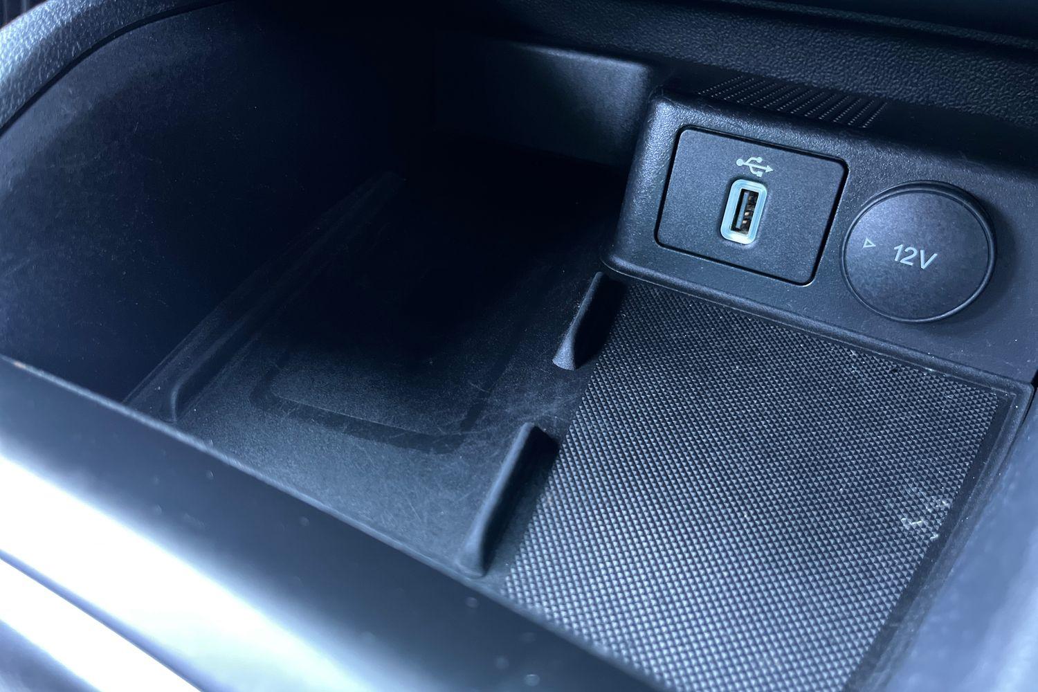 Ford FOCUS Photo 32