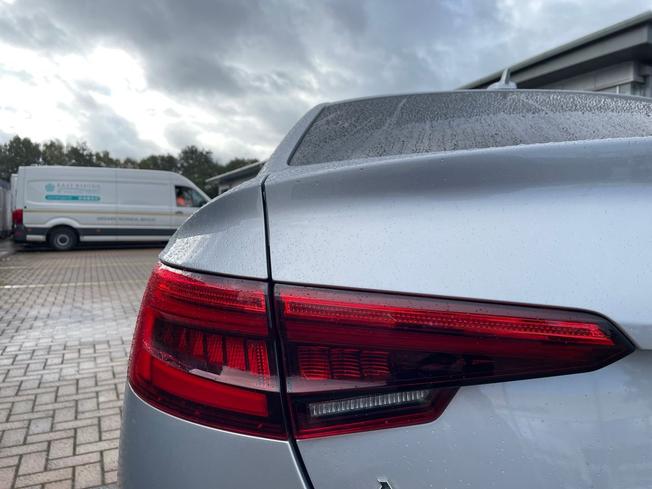 AUDI A4 Photo 18