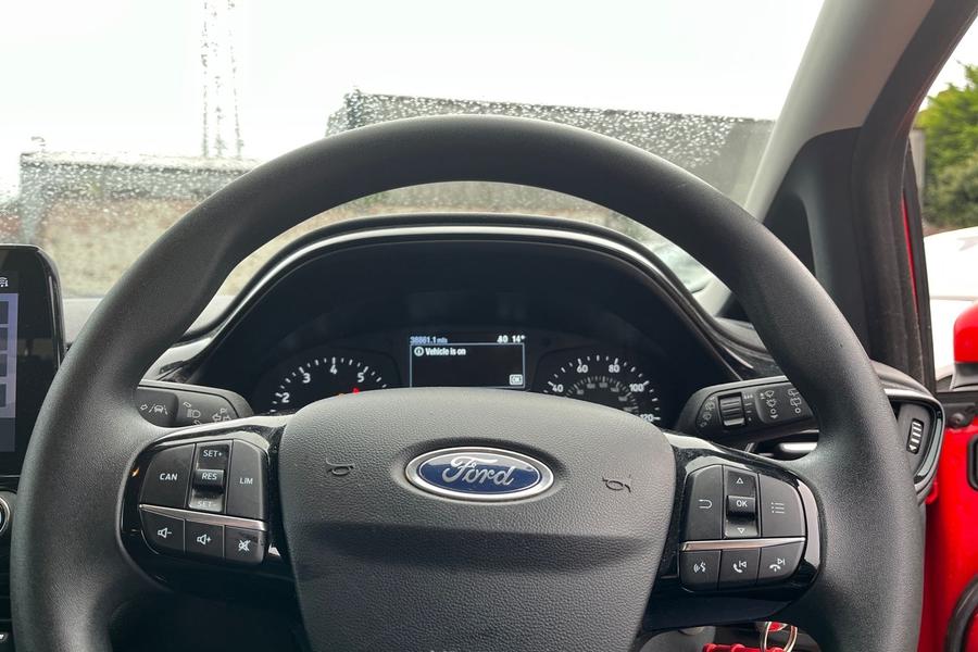 Ford FIESTA Photo autoimg-a47e24766632681cba006c524bd5d313cabc8af3.jpg