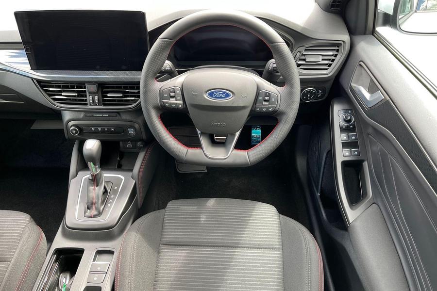 Ford FOCUS Photo autoimg-a47f385bcf366ee287937b3f8fdff3b578f6d752.jpg
