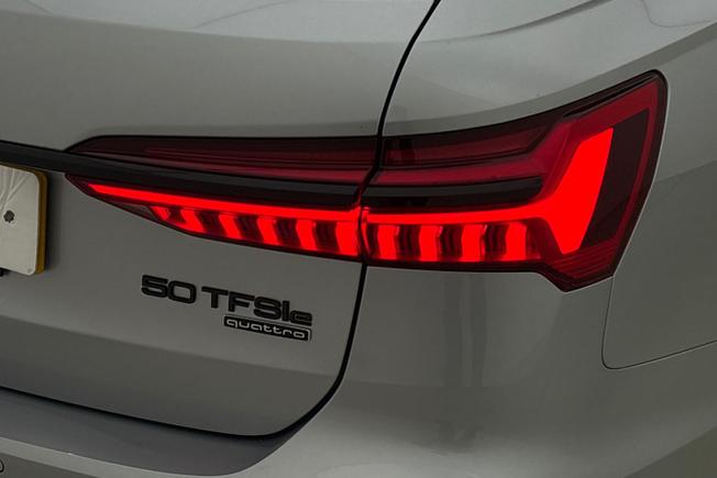 AUDI A6 Photo 19