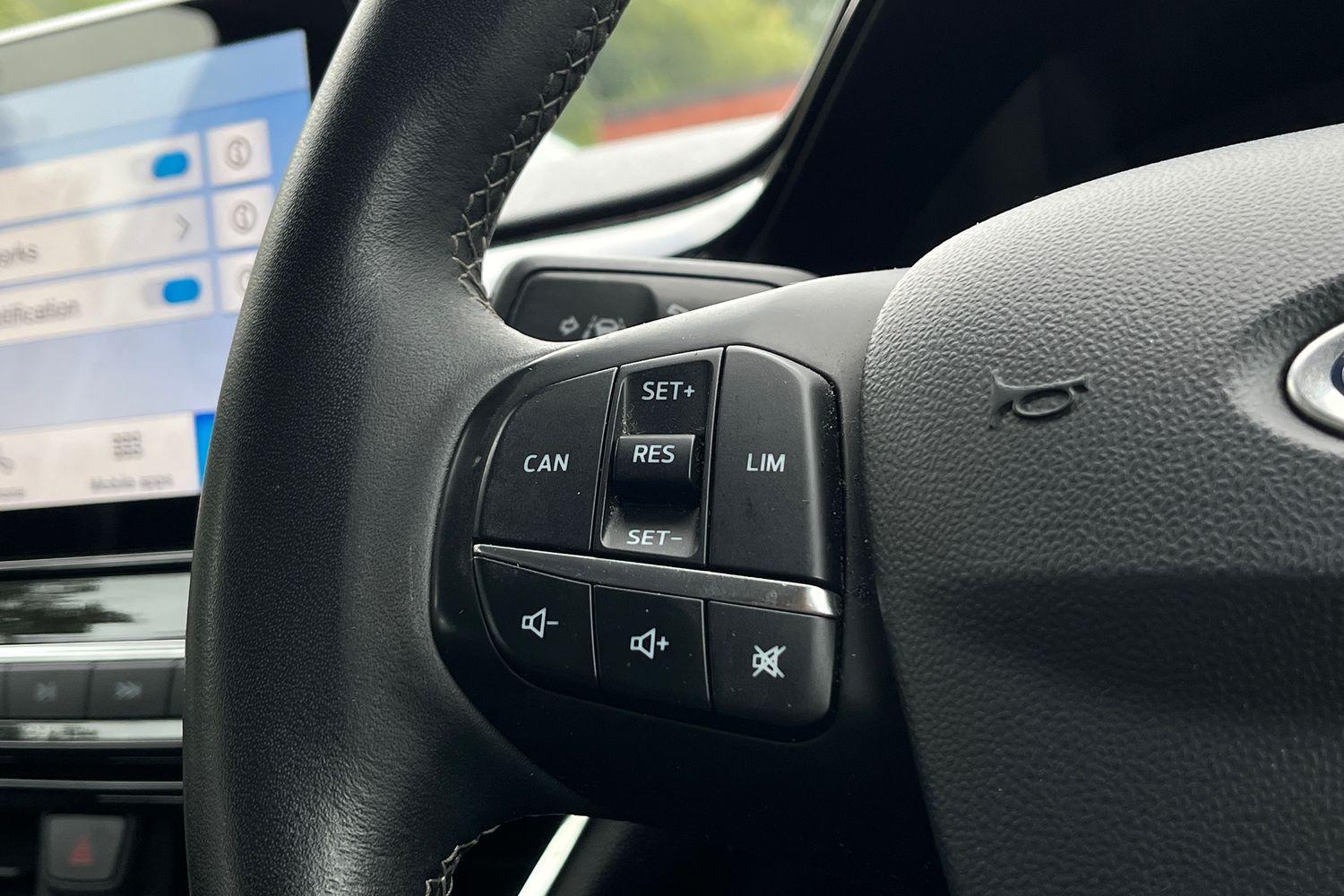 Ford Fiesta Photo 35