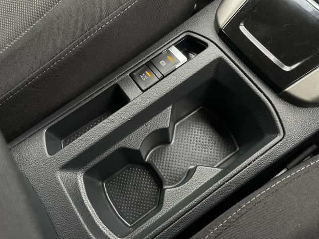VOLKSWAGEN T-Roc Photo 41