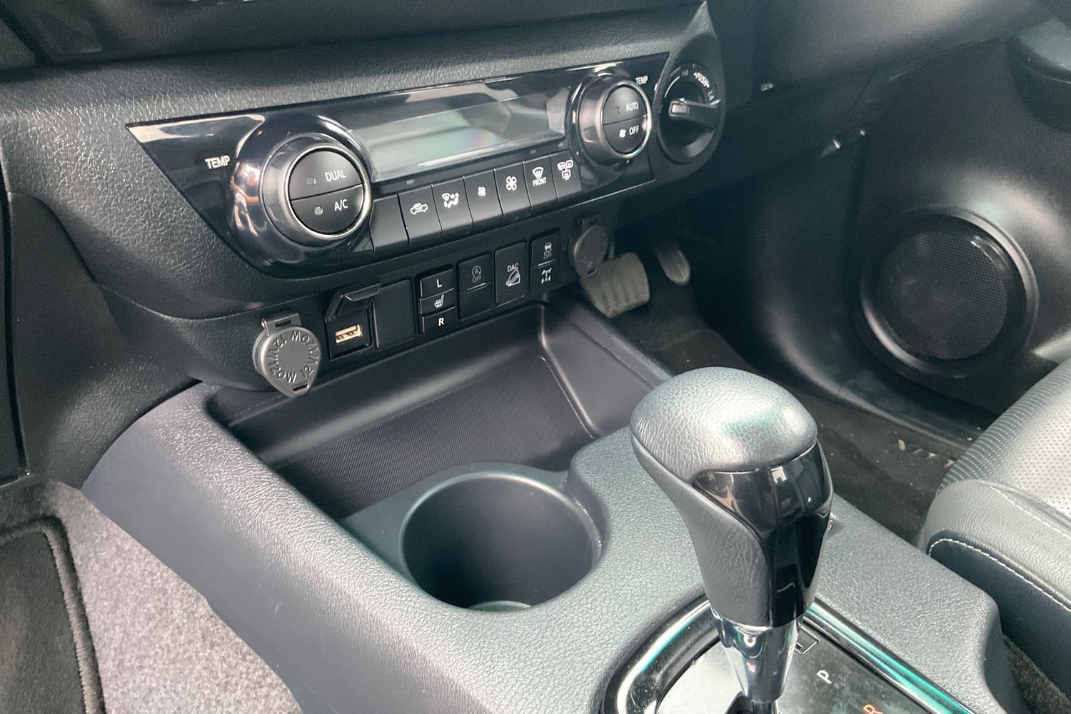 Toyota Hilux Photo 20