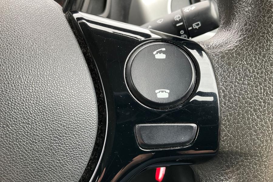 Citroen C1 Photo autoimg-a4846da4c826f4e181bf75b48f2b752283c1f04b.jpg