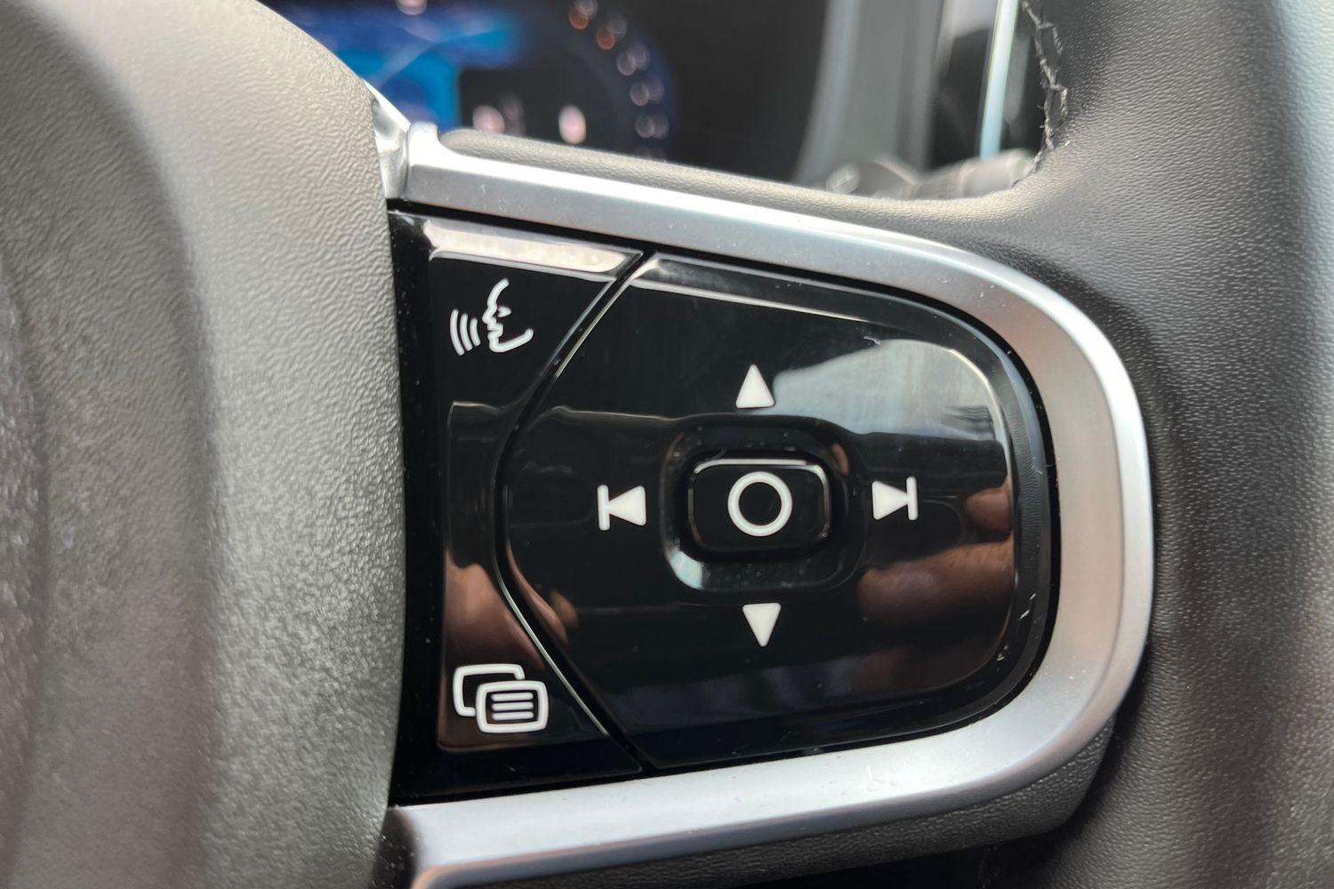 Volvo XC60 Photo 22