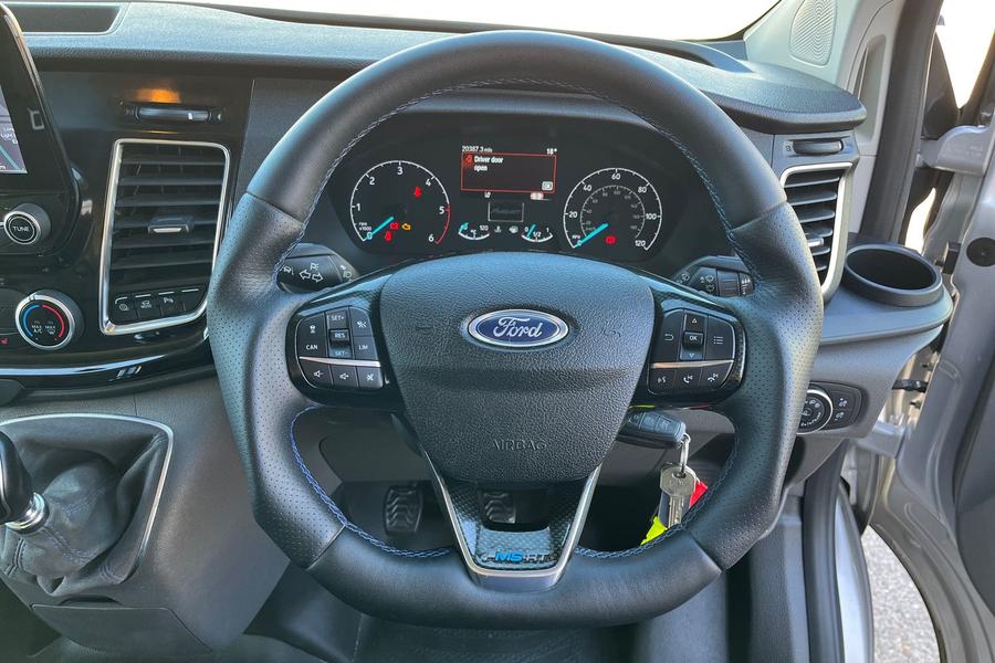Ford TRANSIT CUSTOM Photo autoimg-a48b641ff0edbab190678eb151480d94fd6415c1.jpg