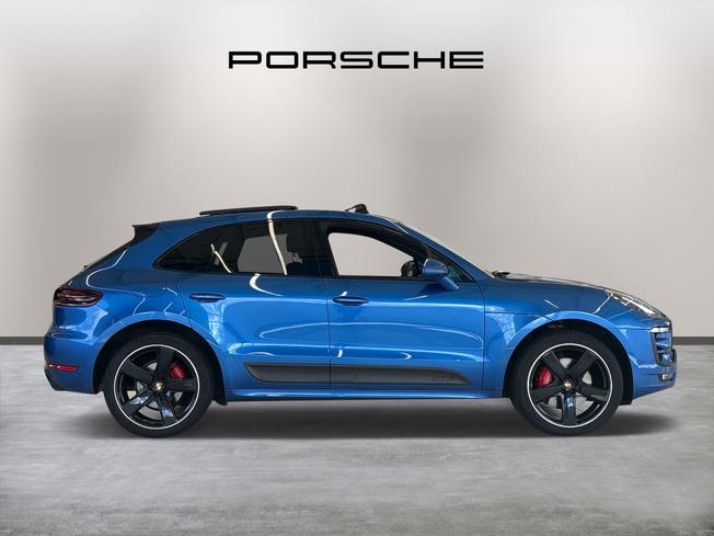 PORSCHE Macan Photo 8