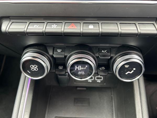 Renault Clio Photo autoimg-a491c8091e1e3c1a9e20bd37ab416fa5b80e8a53.jpg