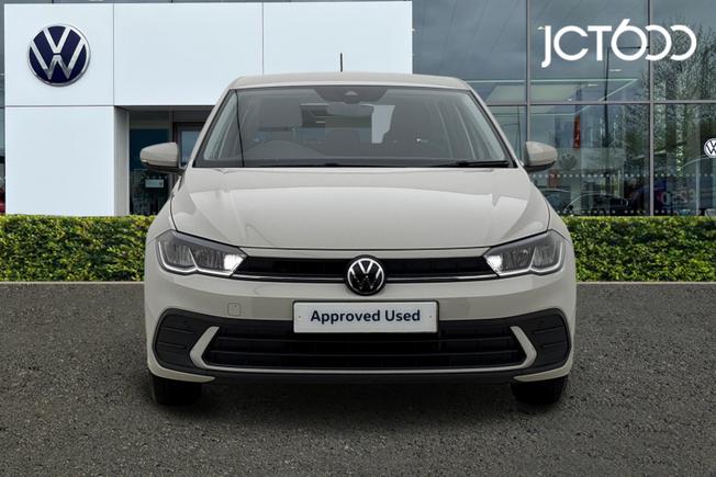 VOLKSWAGEN Polo Photo 8