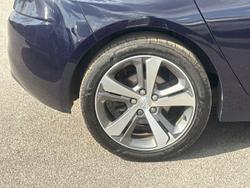 PEUGEOT 308 Photo 5