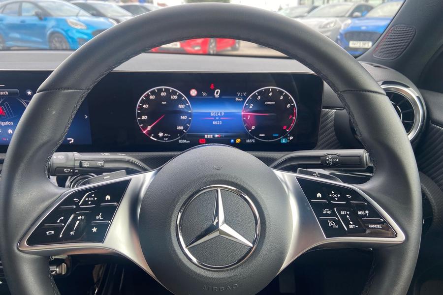 Mercedes-Benz A CLASS Photo autoimg-a499babc5e5d73fd1e0da61f74e48ed7712b9e8b.jpg
