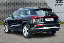 AUDI  Audi Q5 SUV Sport Photo 3