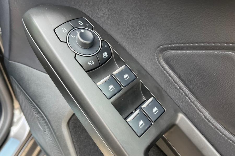 Ford Focus Photo autoimg-a4a183a143697fd58f588a2c9077d1d060151d35.jpg