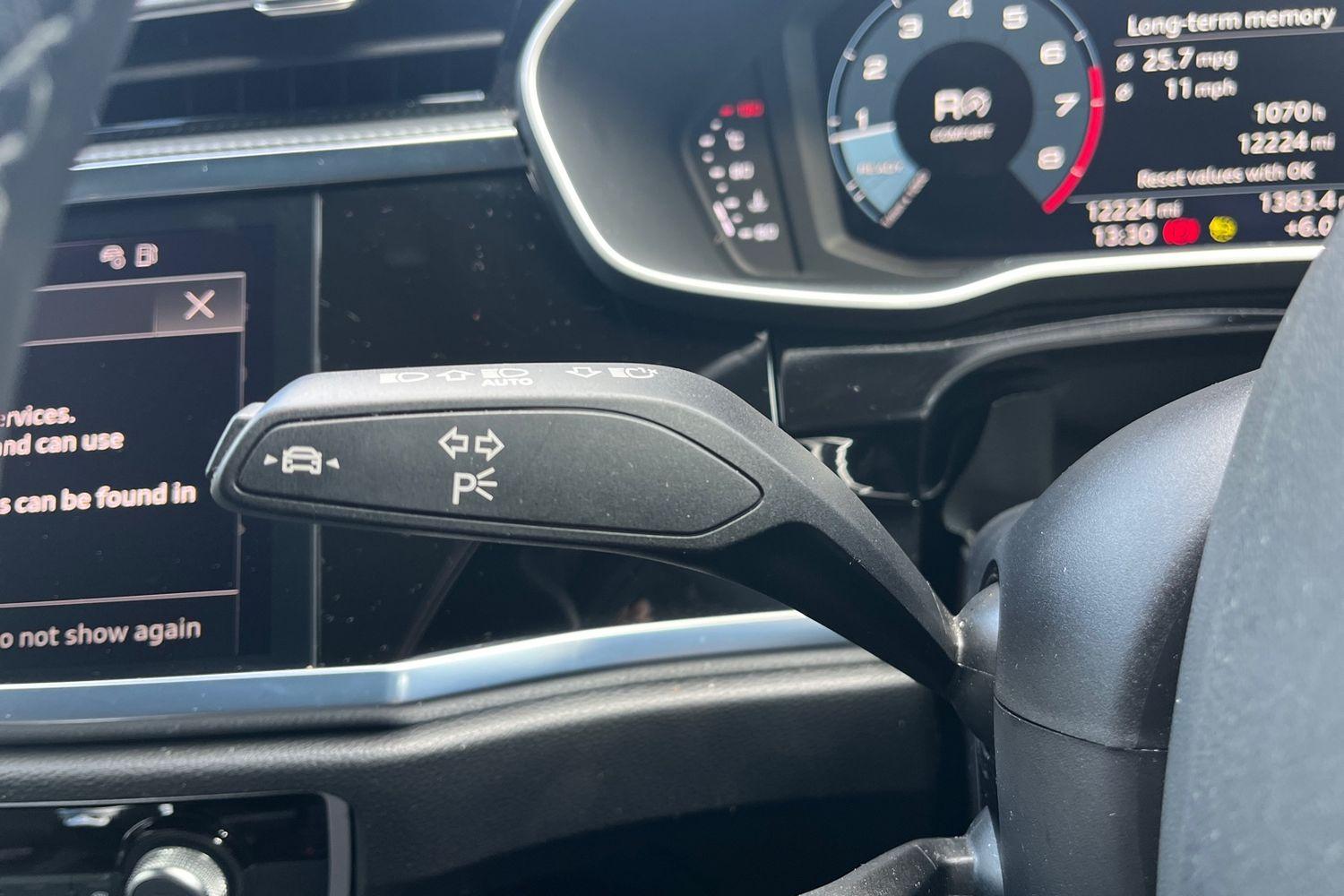 Audi Q3 Photo 13