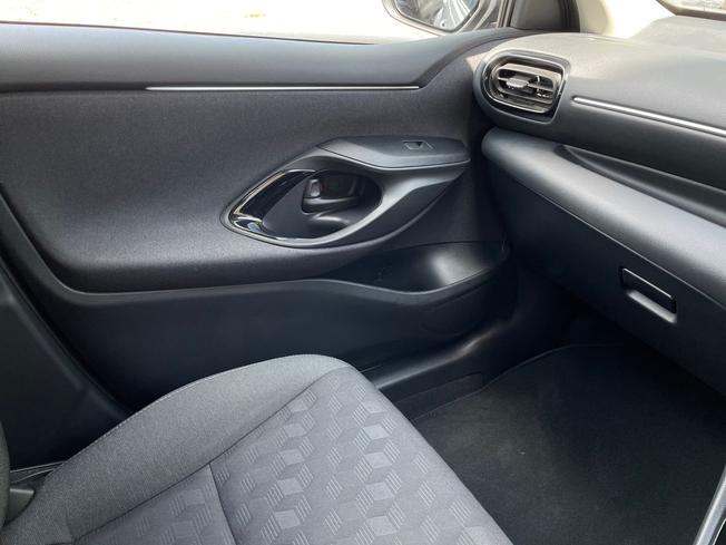 Toyota Yaris Photo 50