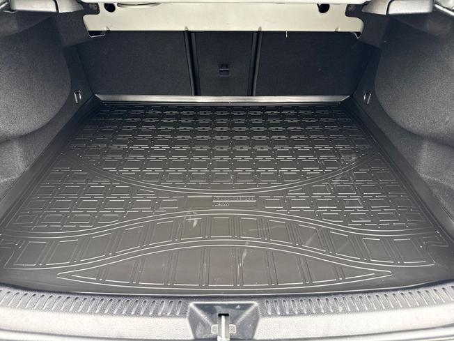 MERCEDES-BENZ A Class Photo 12