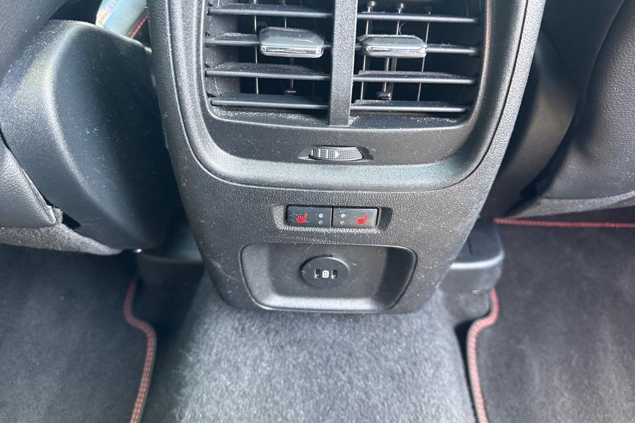 Ford Kuga Photo autoimg-a4a6c4997259cc92494746c13302dee8973af018.jpg