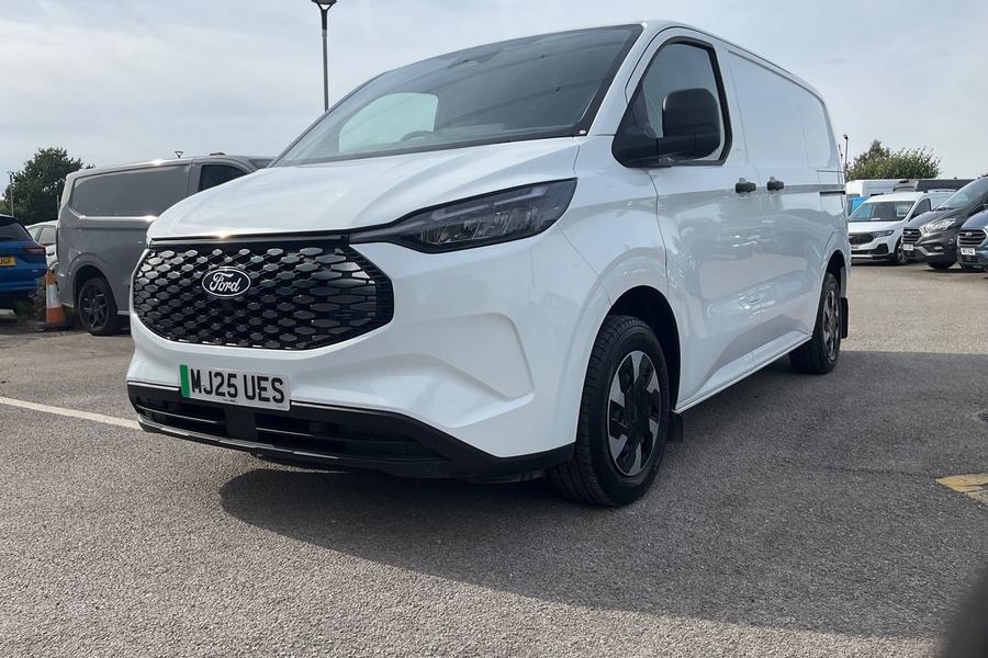 Ford E-Transit Custom Photo autoimg-a4aa74686b120f812c4e4962a53bc70545ee00e9.jpg