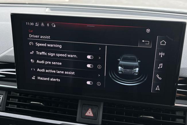 AUDI A4 Photo 24