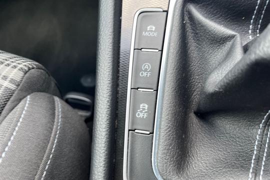 Volkswagen Golf Photo autoimg-a4b0ac163f251972a7cca58ba8a16e85423a51c0.jpg
