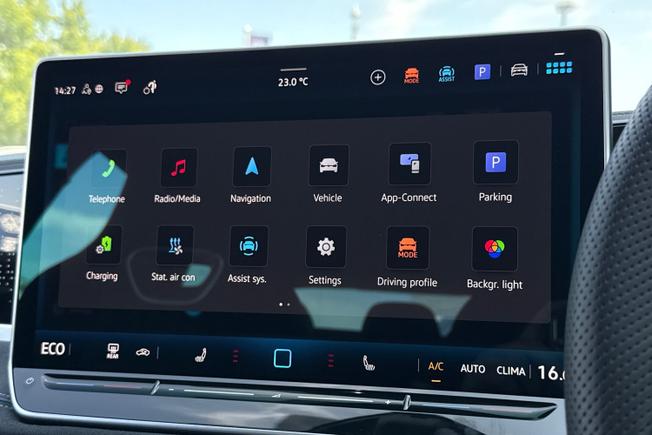 Volkswagen Passat Photo 13