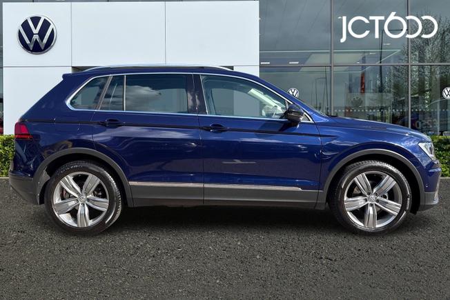 VOLKSWAGEN Tiguan Photo 4
