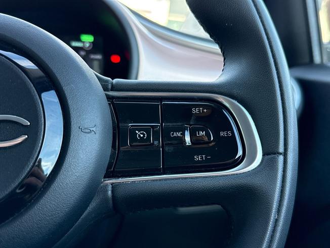 FIAT 500e Photo 17