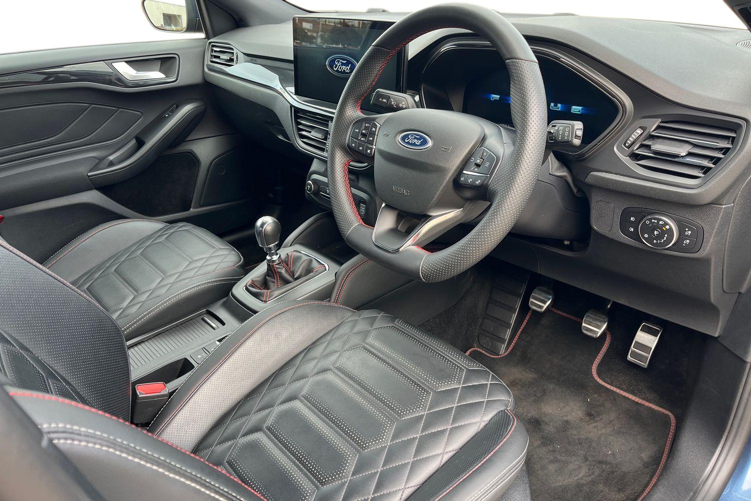 Ford Focus Photo 8