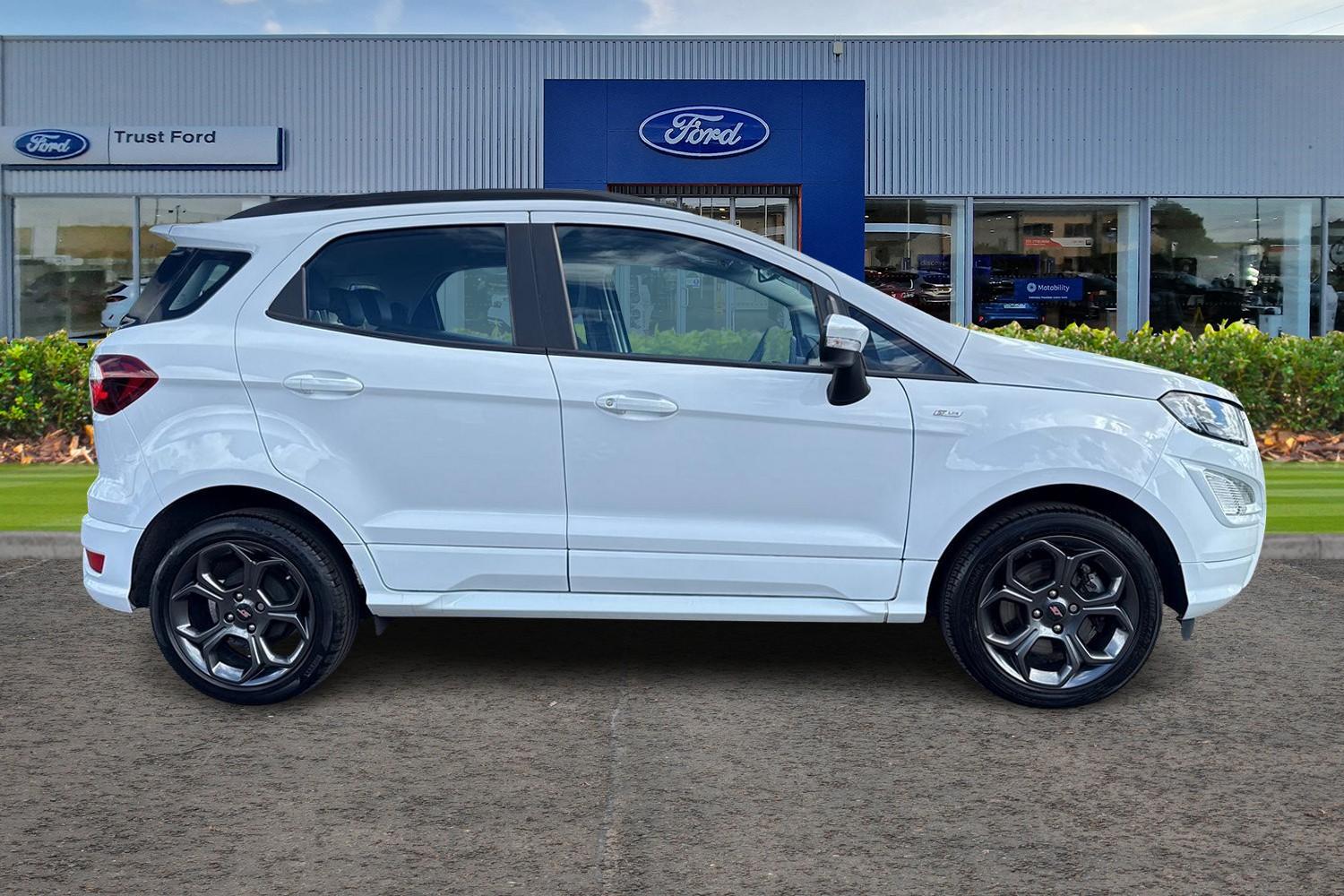 Ford EcoSport Photo 2