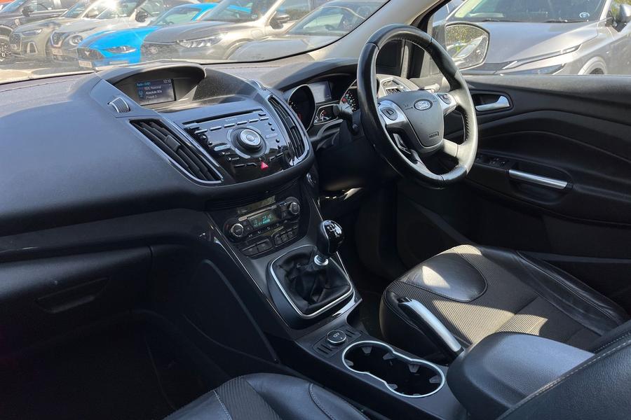 Ford Kuga Photo autoimg-a4bcd74c97d3f25d3f48916039c0f9c1af0eccba.jpg