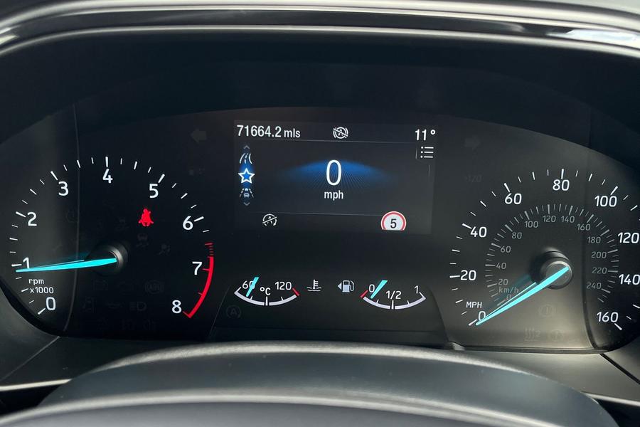 Ford Focus Photo autoimg-a4bd6e66fe78f820fb3876c4e26d7c4f063b9a72.jpg