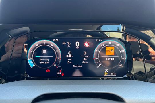 Volkswagen Golf Photo autoimg-a4bd91270651dec75a6bad6fd04a2f4922bd482a.jpg