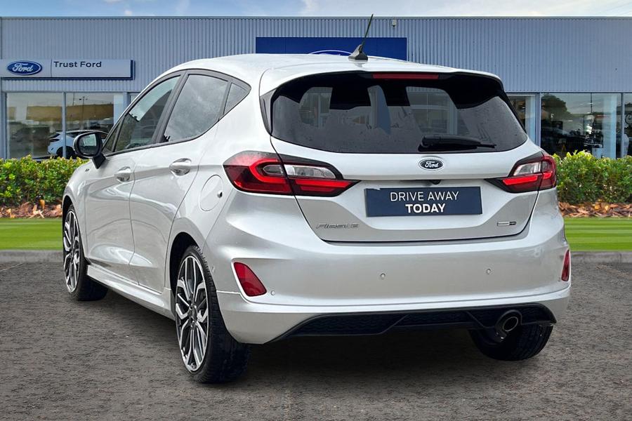 Ford FIESTA Photo autoimg-a4bde559e435c92e062cd4e390d8c5d7eb6890cc.jpg