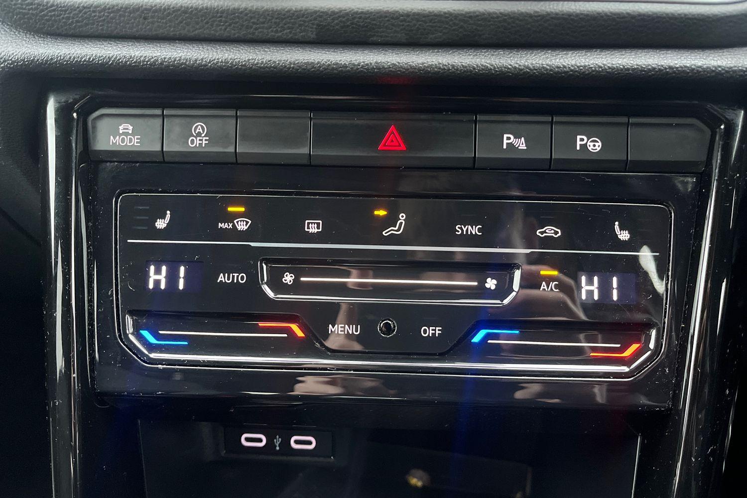 Volkswagen T-ROC Photo 28