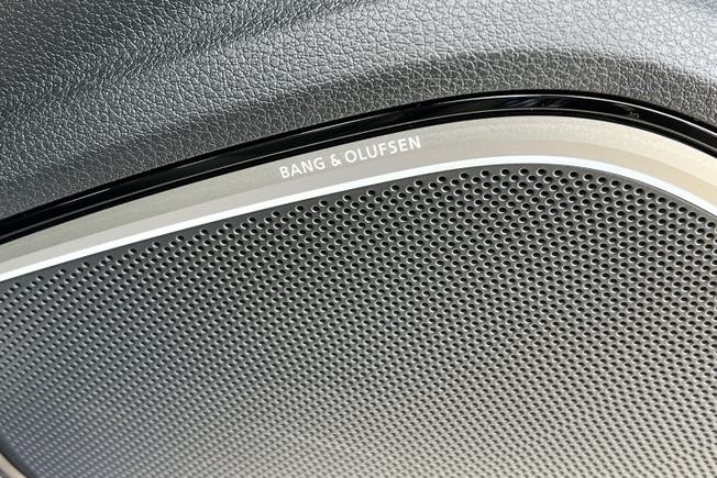 AUDI S3 Photo 51